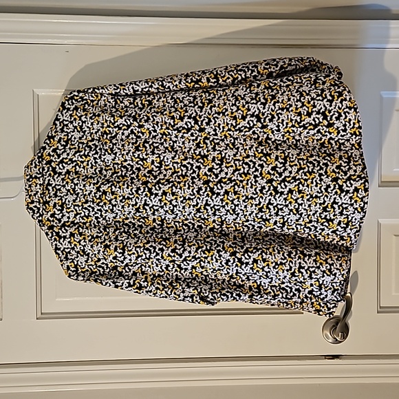 MICHAEL KORS Women's Plus Zippered Woven Shirt. - Picture 2 of 6